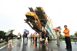 安徽遭遇大風(fēng)襲擊15人死亡